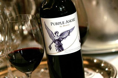 đặc điểm vang chile Montes Purple Angel
