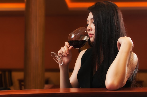 Bạn đã biết cách uống rượu vang ?