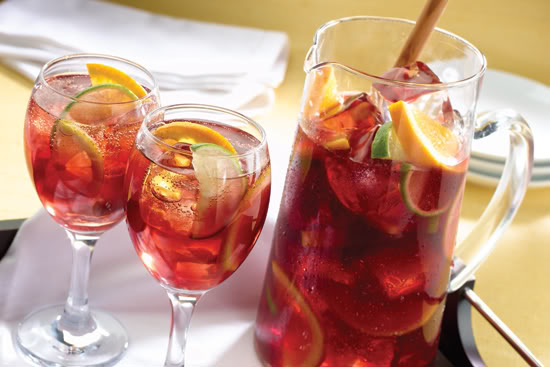 Cách pha rượu vang thành loại cocktail độc đáo
