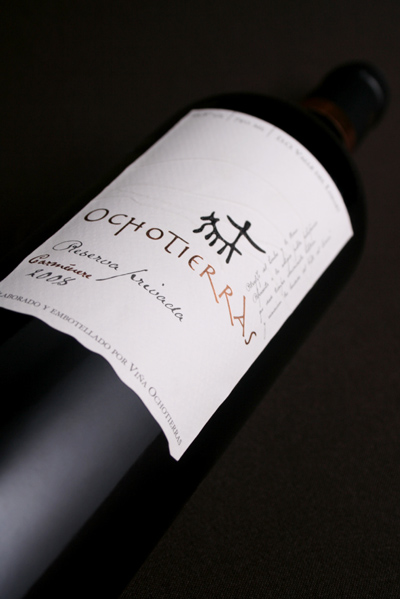 đặc điểm vang Ocho Tierras Reserva